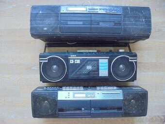3 ks vintage boombox Sony, Toshiba, Aiwa