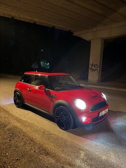 Mini cooper S, R56 po GO motoru, 128kw, 2008