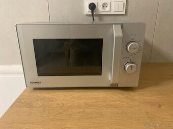 Mikrovlnná trouba Toshiba