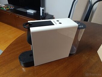 Nespresso Krups Essenza Mini – bílý, kapslový kávovar