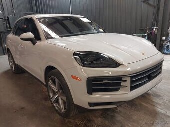 Porsche Cayenne – Rok 2024, pouze 25k km