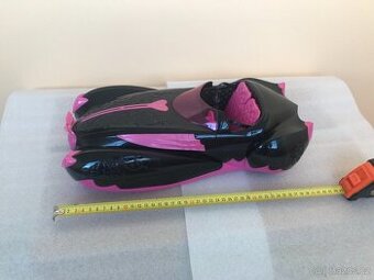 Auto pro Barbie Monster High od Mattela Velké