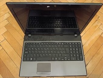 Notebook Acer Aspire 5551G – na náhradní díly nebo opravu