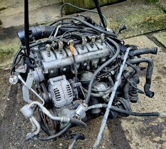 MOTOR 2.8 VR6 GALAXY AYL 150KW