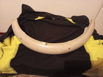 Blatník přední mustang