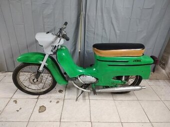 Jawa pionýr zelený