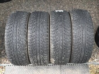 225/60/17 - Nokian zimní sada pneu