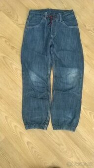 Odlehčené džíny H&M, vel. 140