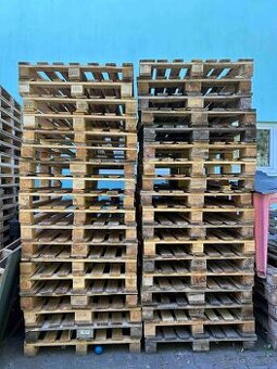 Dřevěné palety