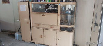 kredenc, vše původní, cena 3000,-Kč