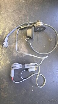 Sluchátka s mikrofonem.