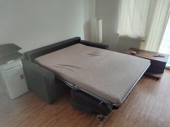 Rozkládací sedací souprava ,na trvalé spaní postel 140