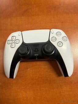 ovladac Play Station 5 - 1