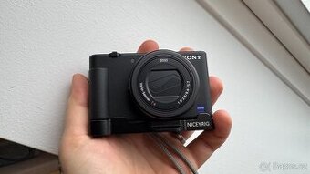 Sony ZV1 + bohaté příslušenství – perfektní stav