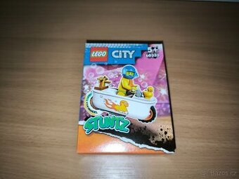 Lego 60333 Vanová kaskadérská motorka