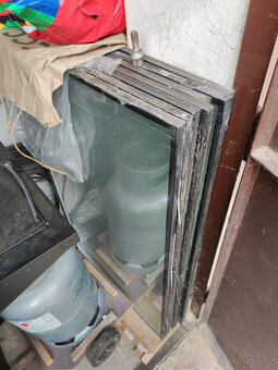 Skla ze stresnich oken 120x78 7ks