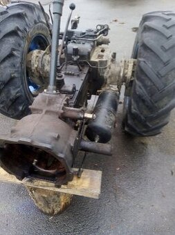 Převodovka, rozvodovka, portály Zetor 7011