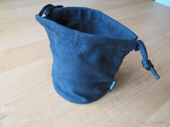 Pouzdra na objektiv Nikon