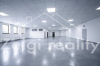 Moderní multifunkční prostory 291 m² v uzavřeném areálu – ra