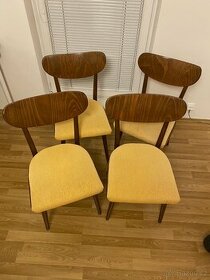 Sada 4 ks dřevěných židlí