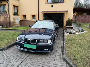 e36 318 IS cupé