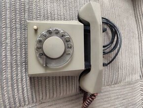 Telefon retro - 1