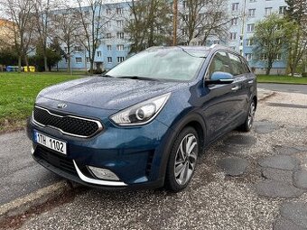 Kia Niro -1.6 77kw Hybrid koupeno v Čr-dědictví