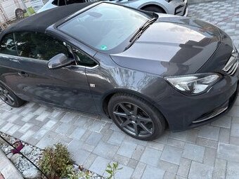 Opel cascada kabriolet 2013, benzin, plyn