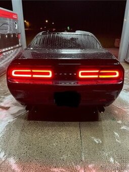 PRODÁM DODGE CHALLENGER 3.6L