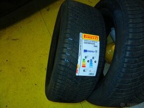 PIRELLI celoroční pneu 235/55R18 104V, TL XL 3PMSF