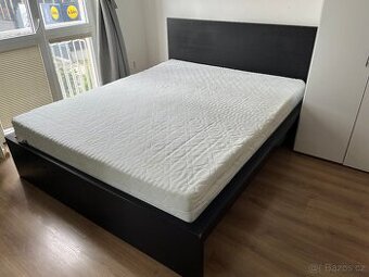 Postel IKEA s novou matrací Grossmann