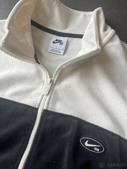 Mikina Nike L