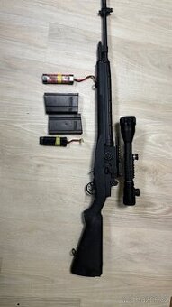 Airsoftová zbraň M14