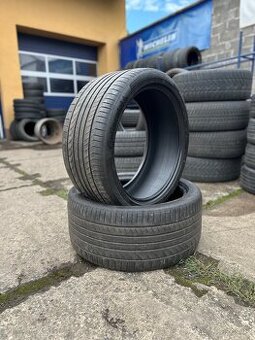 285/35R21 Continental MO
