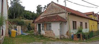 Rodinný dům s velkou zahradou v obci Lipůvka, CP 1095 m2