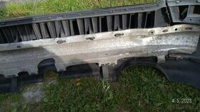 A4, B5 zadní nárazník