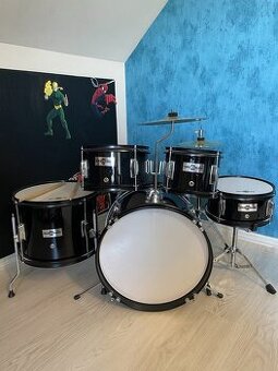 Prodám dětskou bicí soupravu Gear4music