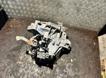 Audi A1 8X manuální převodovka LGQ