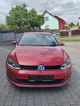 Volkswagen Golf VII 1,6 TDi LOUNGE 81kW