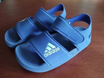 Sandálky Adidas - vel.28