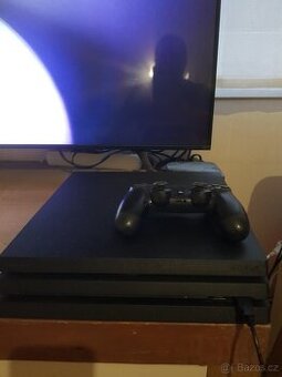 Prodám ps4pro plus hra Days gone