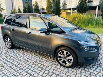 Citroën Grand C4 Picasso 2.0HD AUT KAM VÝHŘEV SERVISKA SHINE