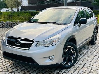 Subaru XV 2.0i 4x4 AUTOMAT SENZORY VÝHŘEV SERVISKA