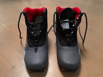 Nové boty na běžky Spine Comfort (NNN)vel.40-41