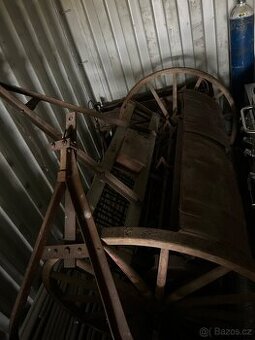 2 kusy ( koňská sečka)