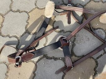 Věci na koně, velikost cob/full, levně