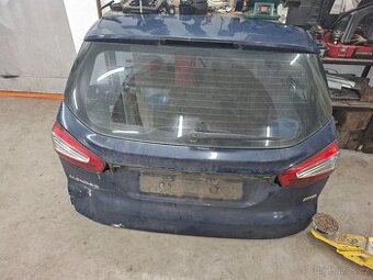 Mondeo zadni světla