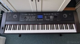 Yamaha DGX-650 Portable Grand