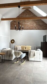 Chalupa se soukromým bazénem / ideál pro Znojemské vinobraní