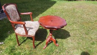 Starožitný stolek a židle